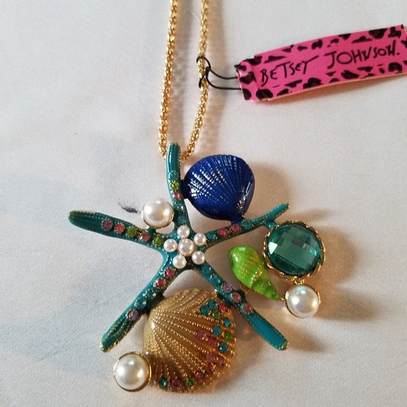 Betsey Johnson Jewelry - Betsey Johnson Starfish & Sea Life Necklace - NWT